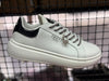 Sneakers Ynot con charm strass su lacci lurex bicolore
