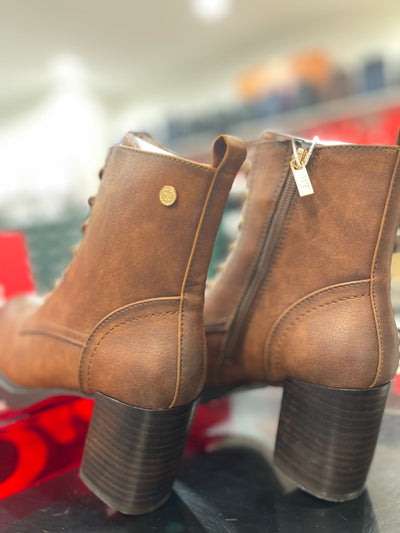 XTI TRONCHETTO CON TACCO