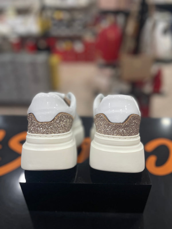 SNEAKERS GIO+