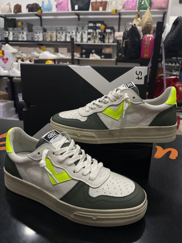 SNEAKERS 4B12