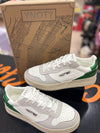 SNEAKERS YNOT?