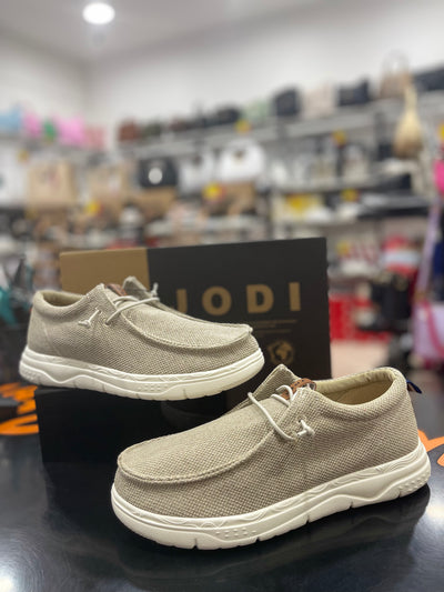 JODI UOMO