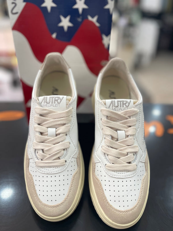 SNEAKERS AUTRY DONNA