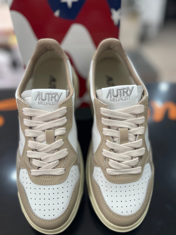SNEAKERS AUTRY DONNA