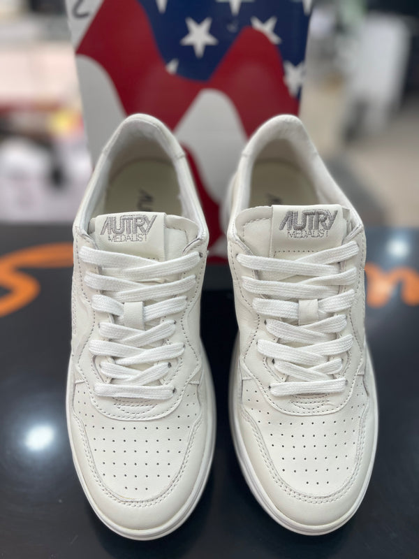 SNEAKERS AUTRY DONNA