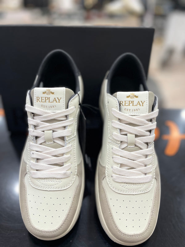 SNEAKERS REPLAY